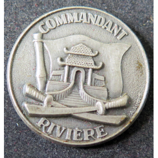 COMMANDANT RIVIERE : rondache argentée de l'Aviso Dragueur Commandant rivière Augis sans attache