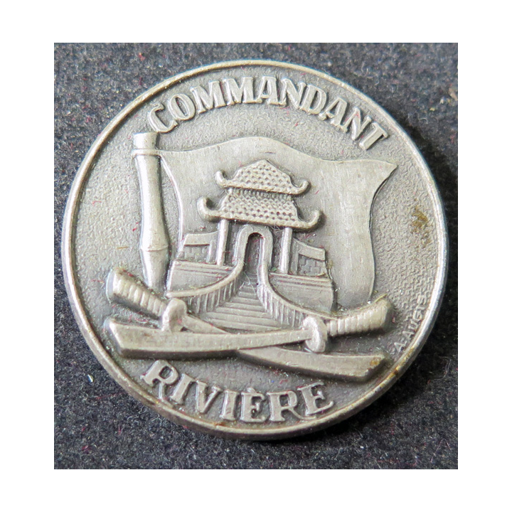 COMMANDANT RIVIERE : rondache argentée de l'Aviso Dragueur Commandant rivière Augis sans attache