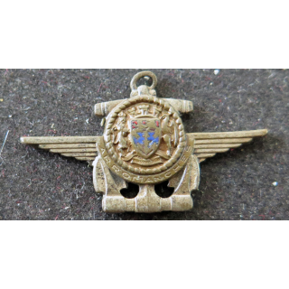 P.A ARROMANCHES : pin's métallique du Porte Avions Arromanches sans attache