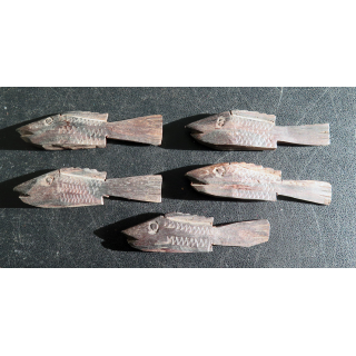 Lot de 5 poissons en bois exotique africain