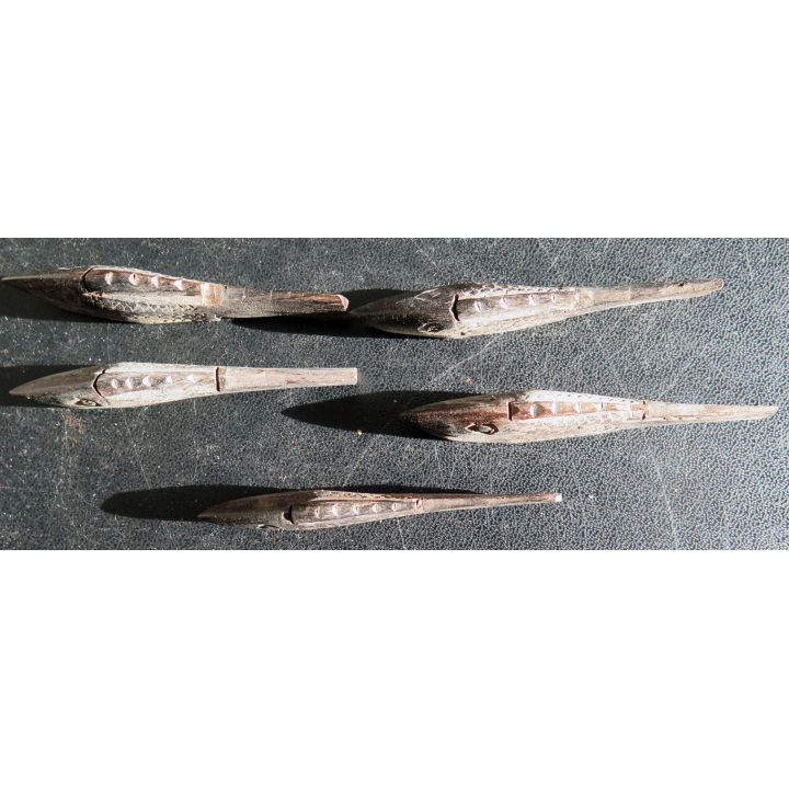 Lot de 5 poissons en bois exotique africain