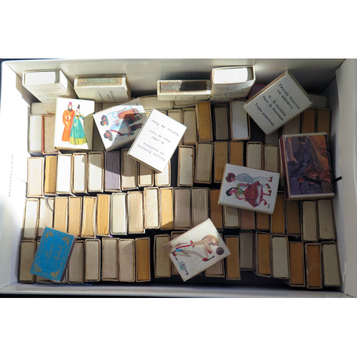 BOITE D'ALLUMETTES : Lot de 96 boites d'allumettes
