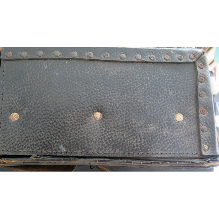 ANTIQUITÉS : vieille valise en cuir pour transport d'outils 29 x 16 x 40 cm