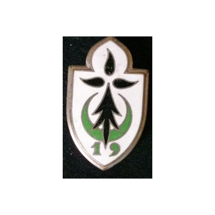19° division d'Infanterie de fabrication Drago Paris G. 1212 en émail