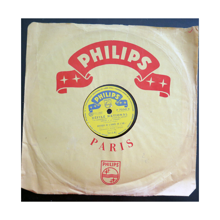 Disque 78 t petit format Saint -Cyr et Défilé National par la musique de l'armée de l'air