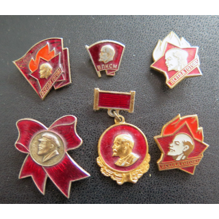URSS : Lot de 6 insignes à l'éffigie de Lénine