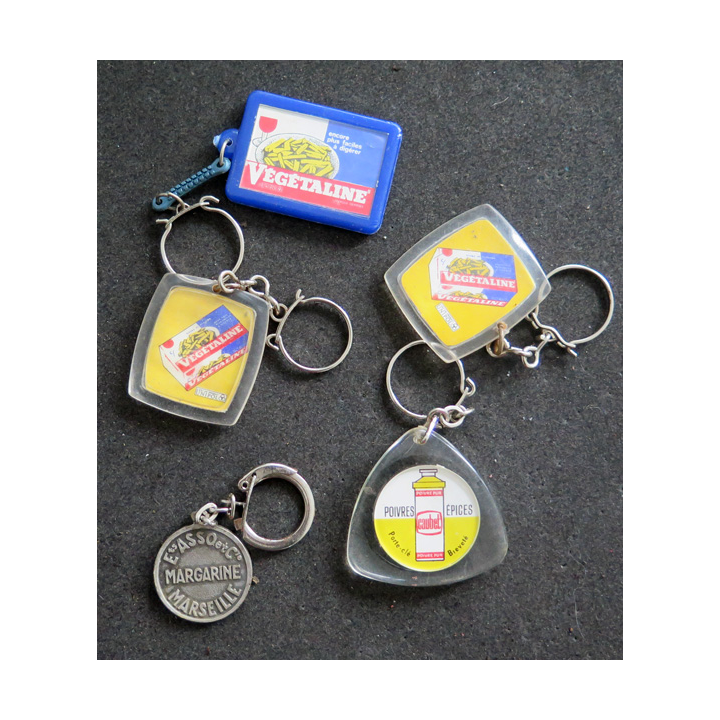 Porte clefs Vintage des années 1950-1960 :  5 Porte Clefs sur les Huiles et margarines