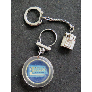 Porte clefs Vintage des années 1950-1960 :  2 Porte Clefs sur le papier à cigarette et 1 briquet
