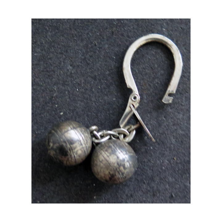 Porte clefs Vintage des années 1950-1960 :  Porte Clefs Paire de boules de pétanque
