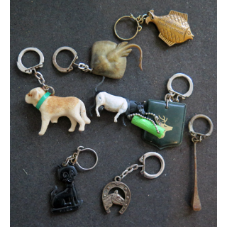Porte clefs Vintage des années 1950-1960 :  8 Porte Clefs sur les Animaux