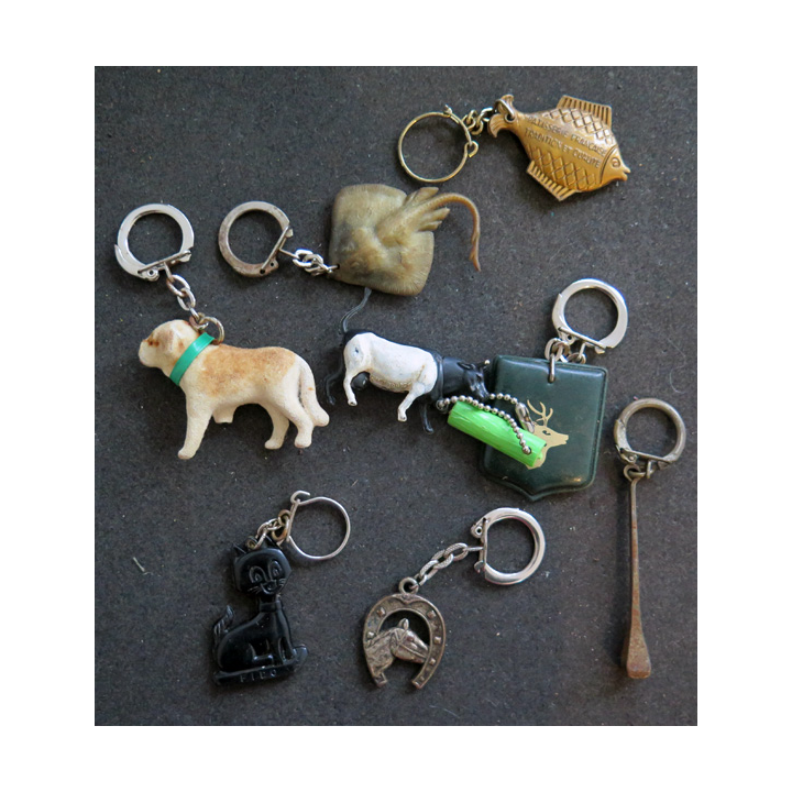 Porte clefs Vintage des années 1950-1960 :  8 Porte Clefs sur les Animaux