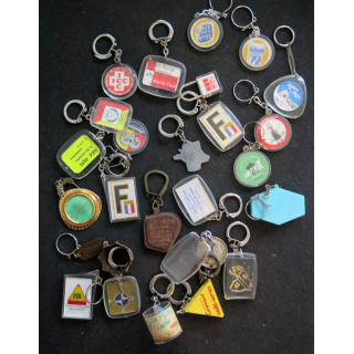 Porte clefs Vintage des années 1950-1960 :  25 Porte clefs divers