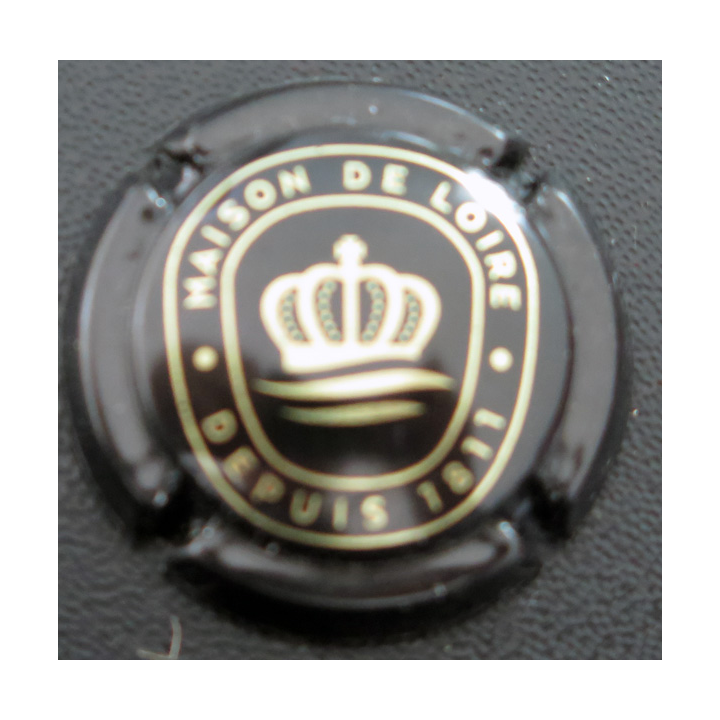 Capsule Muselet de bouteille de Val de Loire ACKERMAN Laurence ? Noir et or