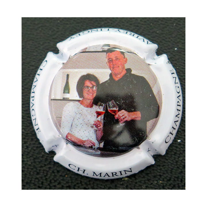 Capsule Muselet de bouteille de champagne MARIN Christian n° 7a Portrait couple