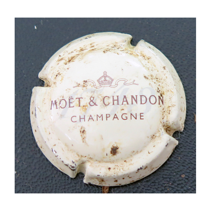 Capsule Muselet de bouteille de champagne MOET ET CHANDON n° 189 crème