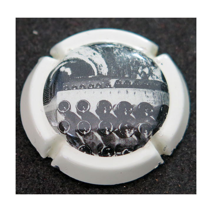 Capsule Muselet de bouteille de champagne GENERIQUE n° 702 Noir, contour crème