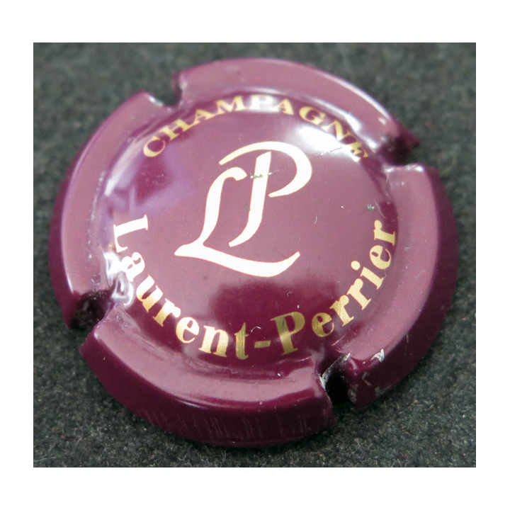 Capsule Muselet de bouteille de champagne LAURENT-PERRIER n° 47a Violet foncé et or lettres épaisses