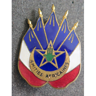 insigne des amitiés africaines en émail Arthus Bertrand Paris Déposé ABPD