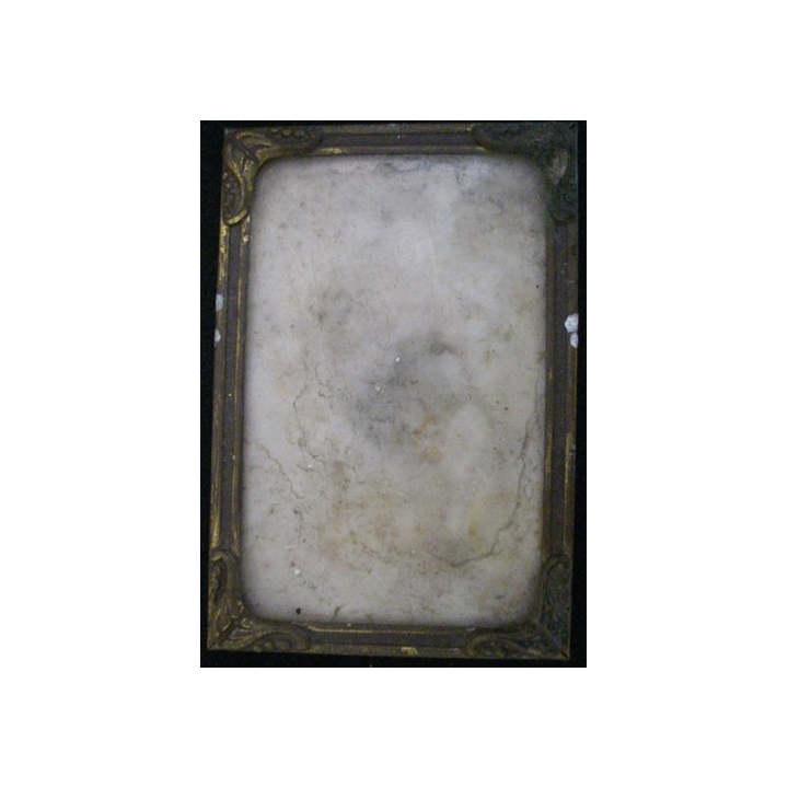 PORTE PHOTO HAUTEUR 9,3 cm LARGEUR 6,2 cm EN LAITON