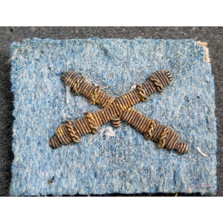 Ensemble du Lieutenant d'Artillerie Polaërt avec légion d'Honneur et Croix de guerre 1917.