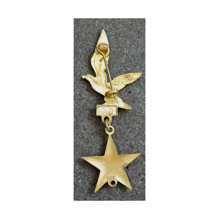 Ensemble du Lieutenant d'Artillerie Polaërt avec légion d'Honneur et Croix de guerre 1917.