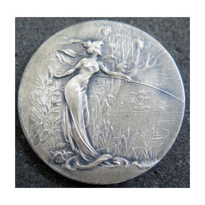 Médaille offerte par la Petite Gironde en bronze argenté dans son écrin diamètre 4,5 cm