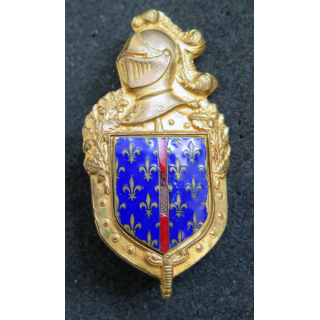 1° légion de Gendarmerie mobile de Arcueil plateau doré Drago Romainville H. 696 écu en émail avec éclat