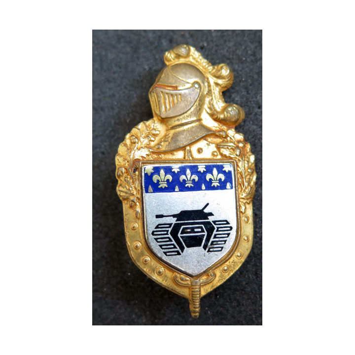 Groupement blindé de la gendarmerie mobile plateau doré Drago Romainville H. 696 écu Drago