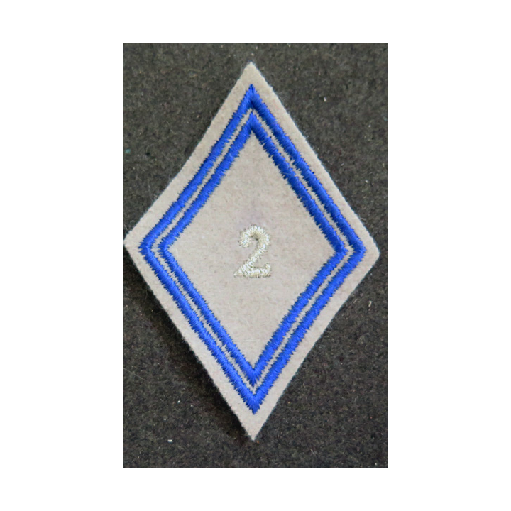 LOSANGE DE BRAS MODÈLE 45 : losange du matériel 2° CRM (Lille) modèle sous-officier en laminette