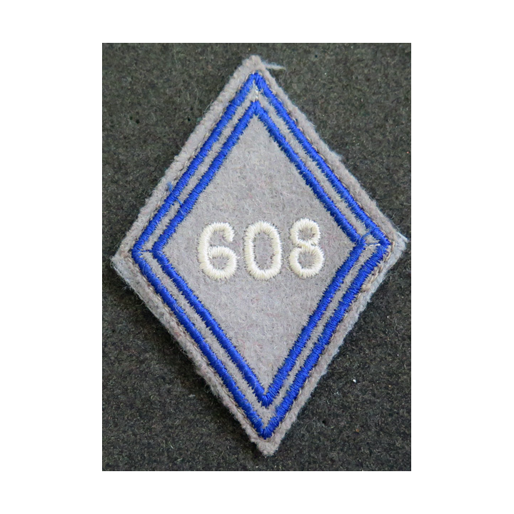 LOSANGE DE BRAS MODÈLE 45 : losange du matériel 608° CM Compagnie de magasin modèle sous-officier en fil