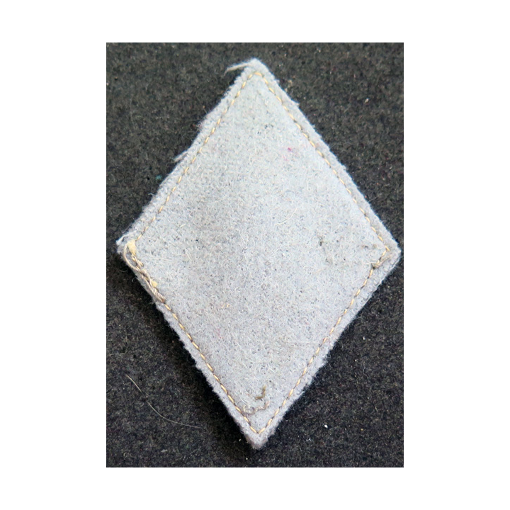 LOSANGE DE BRAS MODÈLE 45 : losange du matériel 608° CM Compagnie de magasin modèle sous-officier en fil