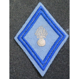 LOSANGE DE BRAS MODÈLE 45 : losange du matériel Hors unité modèle sous-officier en laminette