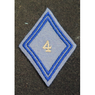 LOSANGE DE BRAS MODÈLE 45 : losange du 4° Bataillon du matériel modèle sous-officier (laminette)