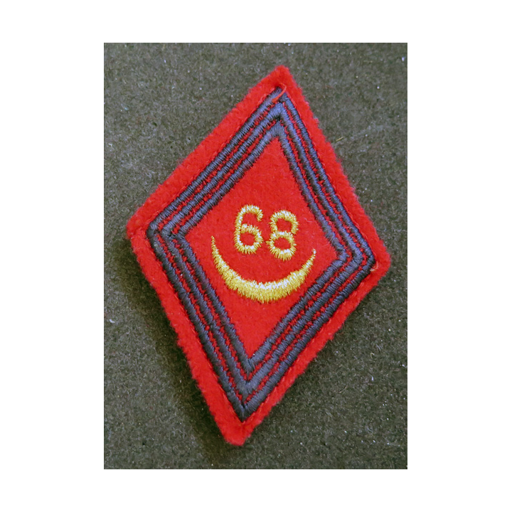 LOSANGE DE BRAS MODÈLE 45 : losange du 68° RAA régiment d'artillerie d'Afrique modèle s/officier (laminette)
