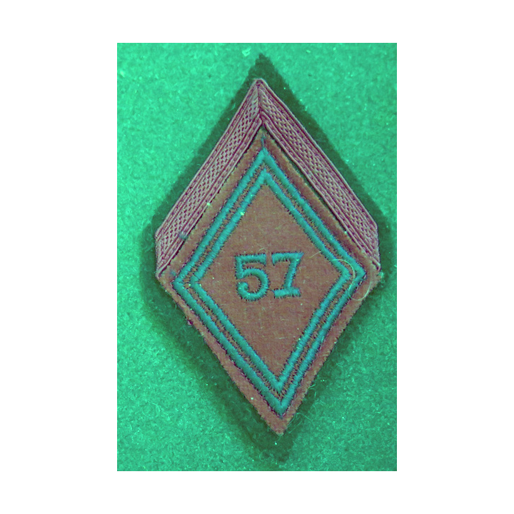 LOSANGE DE BRAS MODÈLE 45 : losange de 1° Classe du 57° RA Régiment d'artillerie