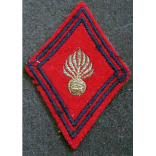 LOSANGE DE BRAS MODÈLE 45 : losange de l'artillerie hors unité modèle s/off (laminette) grenade éclatée