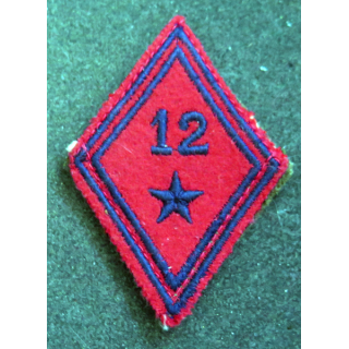 LOSANGE DE BRAS MODÈLE 45 : losange du 12° régiment d'artillerie divisionnaire modèle troupe