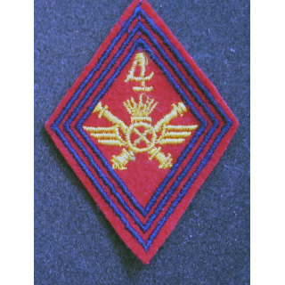LOSANGE DE BRAS MODÈLE 45 : losange du 4° Régiment d'artillerie antiaérienne période Algérie modèle s/off (fil)