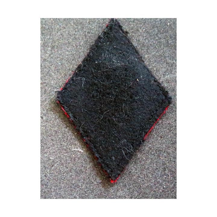 LOSANGE DE BRAS MODÈLE 45 : losange du 402° Régiment d'artillerie antiaérienne modèle s/off (laminette)
