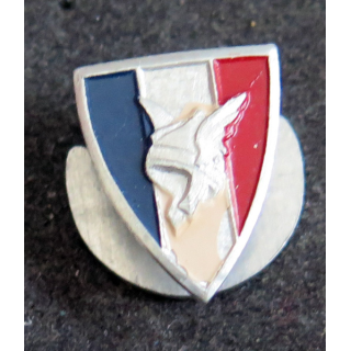 LFC : insigne de boutonnière de la Légion Française des combattants 2° Guerre mondiale fabrication Augis en aluminium peint