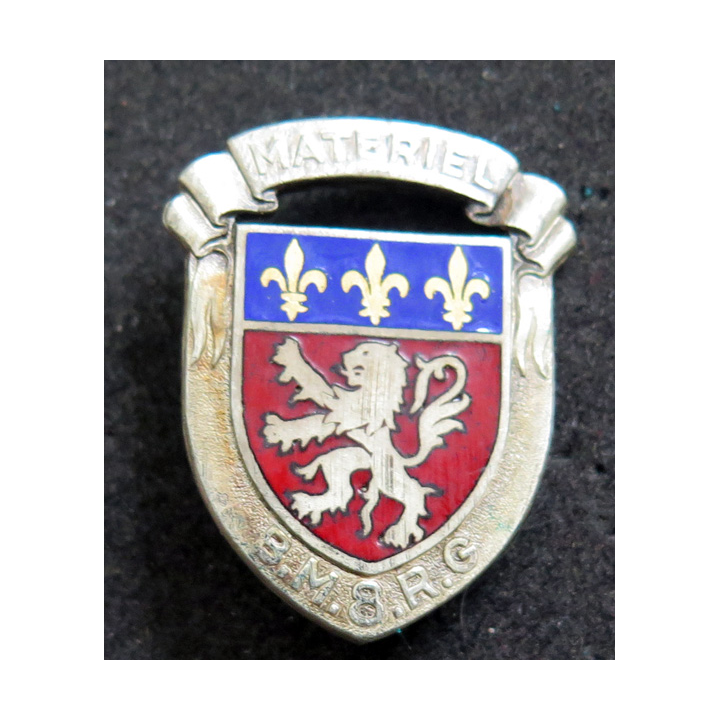 8° BMRG : insigne métallique du 8° bataillon du Matériel de réserve générale  DOM en émail