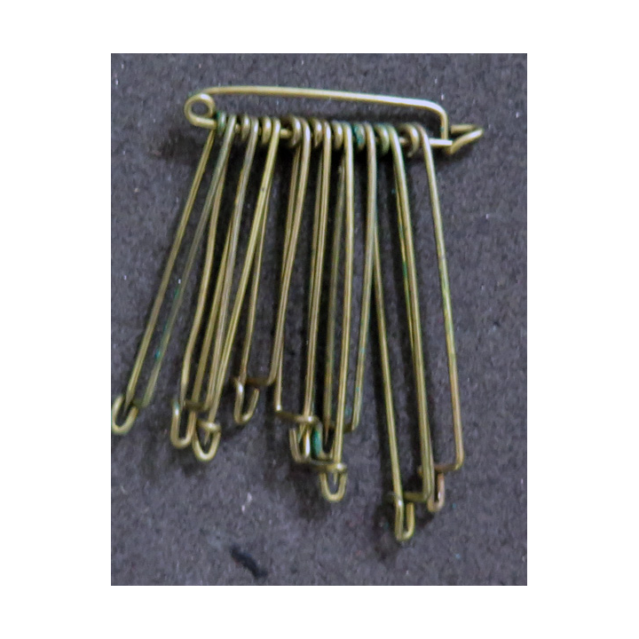 MILITARIA : lot de 10 épingles de taille diverses 3 à 4,5 cm