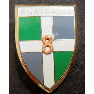 8° RI : insigne métallique du 8° régiment d'infanterie Austrasie de fabrication Delsart Sens G. 1197