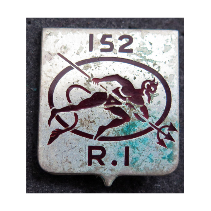 copie de 152° RI : Insigne du 152° régiment d'infanterie Drago G. 477