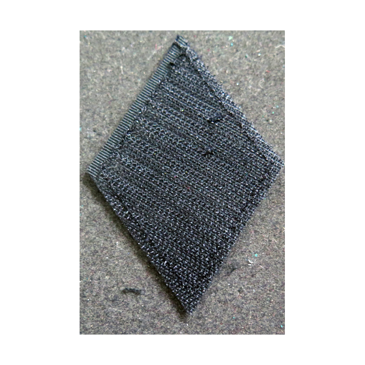 LOSANGE DE BRAS MODÈLE 45 : insigne d'aumônier musulman titulaire (laminette or) avec 1 chevron sur scratch