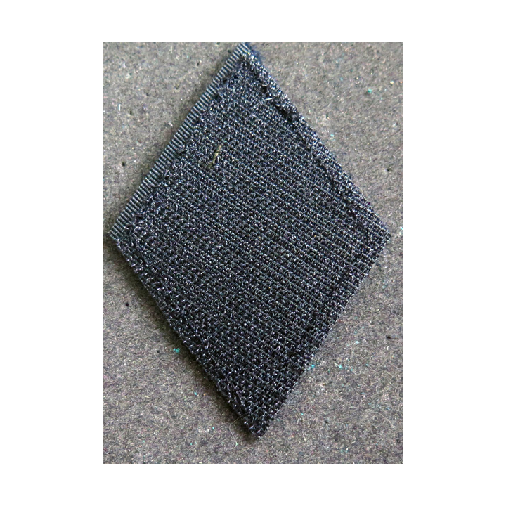 LOSANGE DE BRAS MODÈLE 45 : insigne d'aumônier musulman titulaire (laminette or) avec 2 chevrons sur scratch