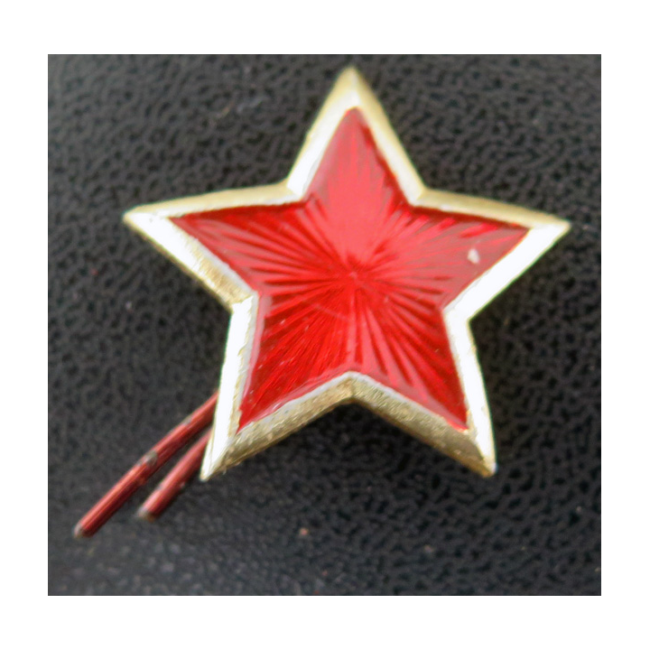 URSS : étoile de Chapka rouge largeur 2,8 cm