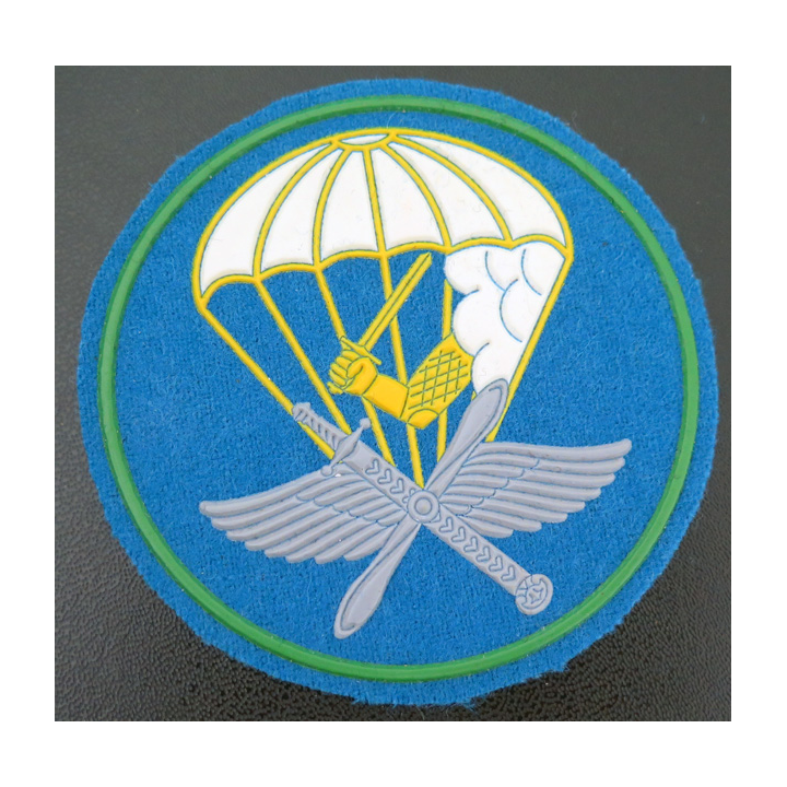RUSSIE : insigne tissu de la 243° Escadrille de transport des troupes aéroportées