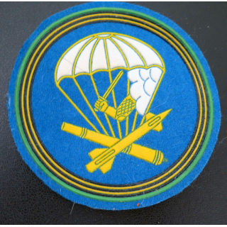 RUSSIE : insigne tissu d'un détachement d'artillerie antiaérien aéroporté de la 98° DA de la Garde