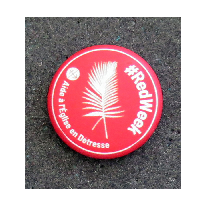Pin's Red week aide à l'église en détresse